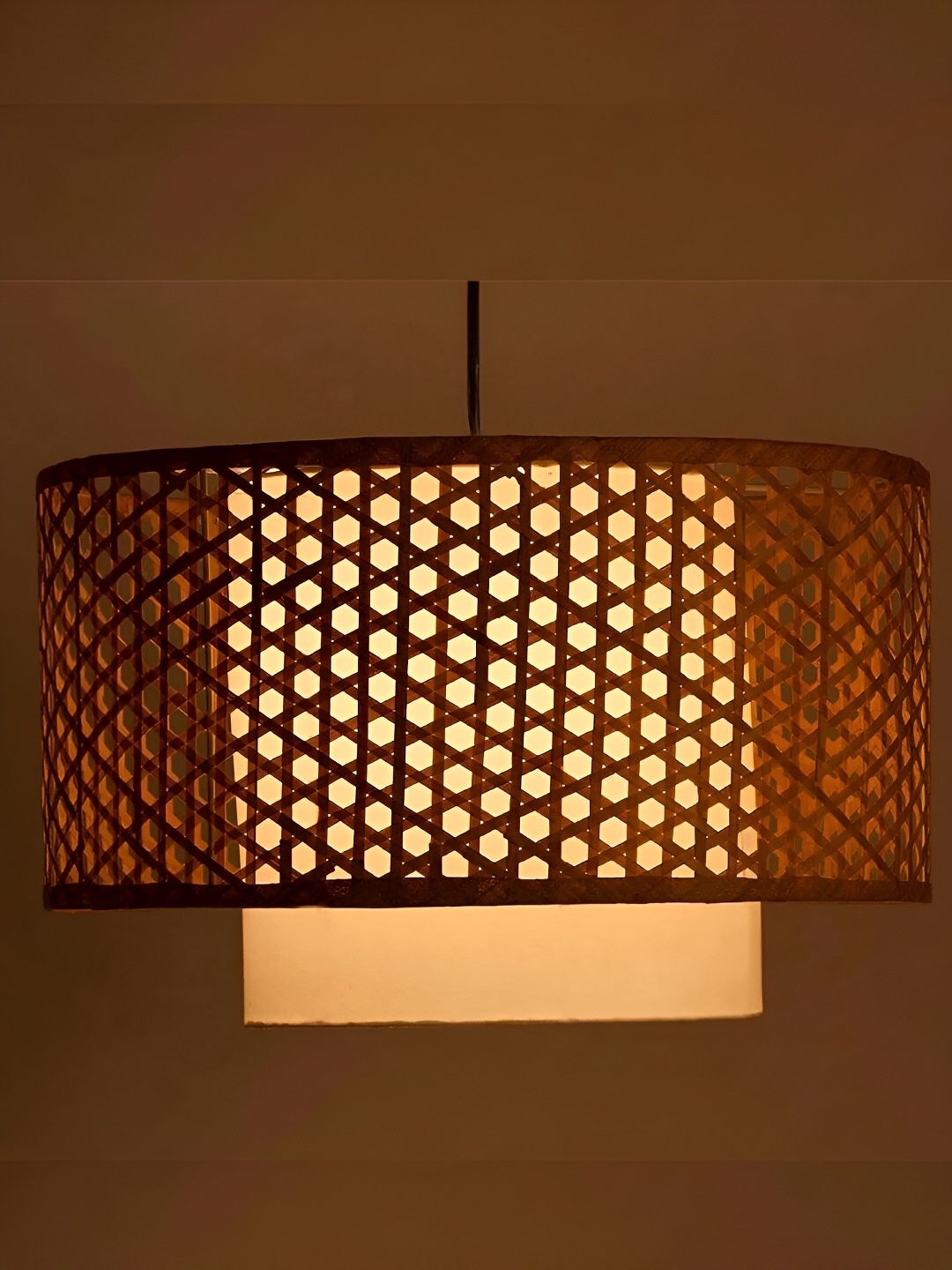 

akway Beige Wooden Textured Ceiling Lamp