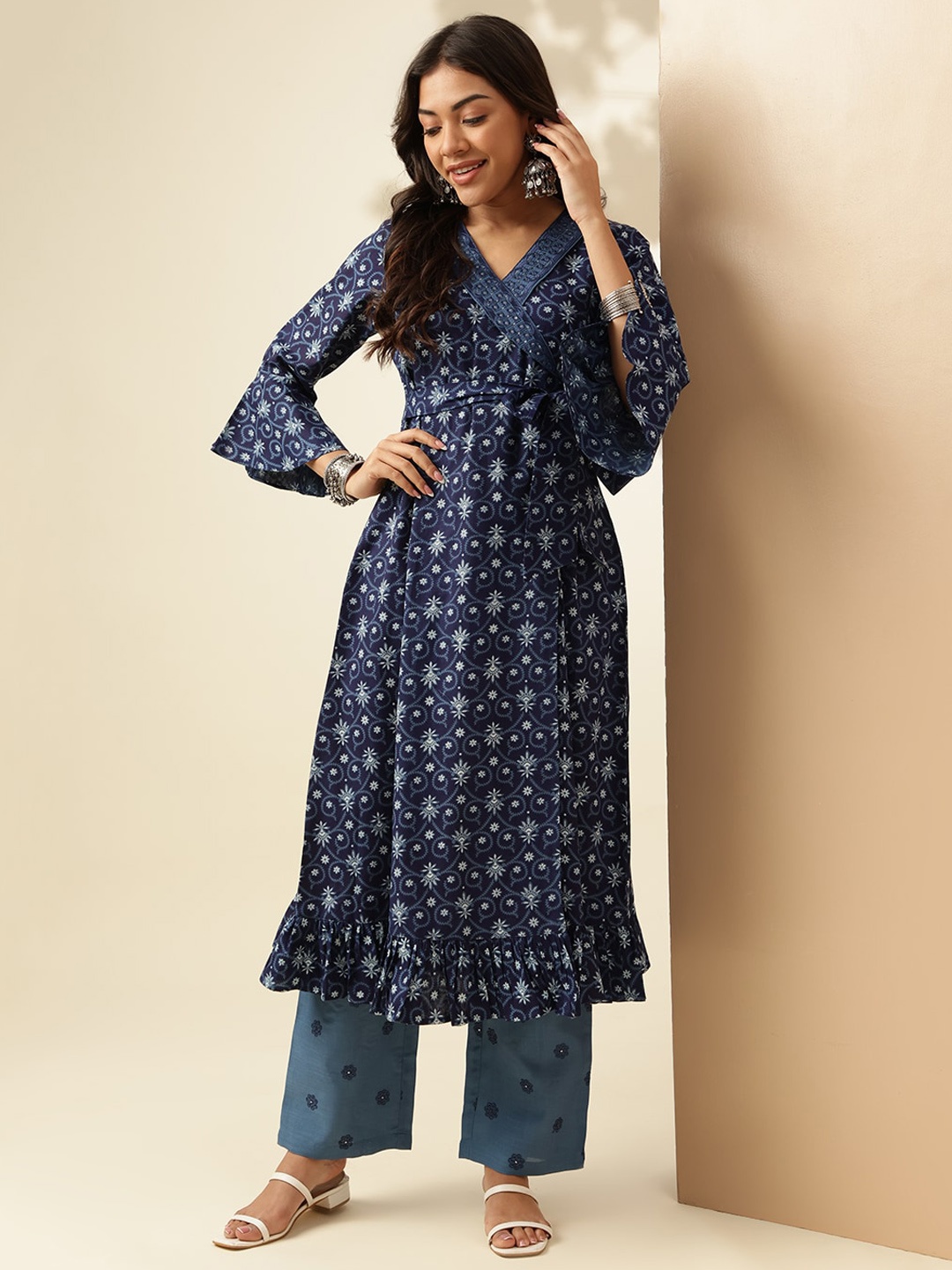 

Anouk Ethnic Motifs Printed Regular Pure Cotton V-Neck A-Line Kurta With Palazzo, Navy blue