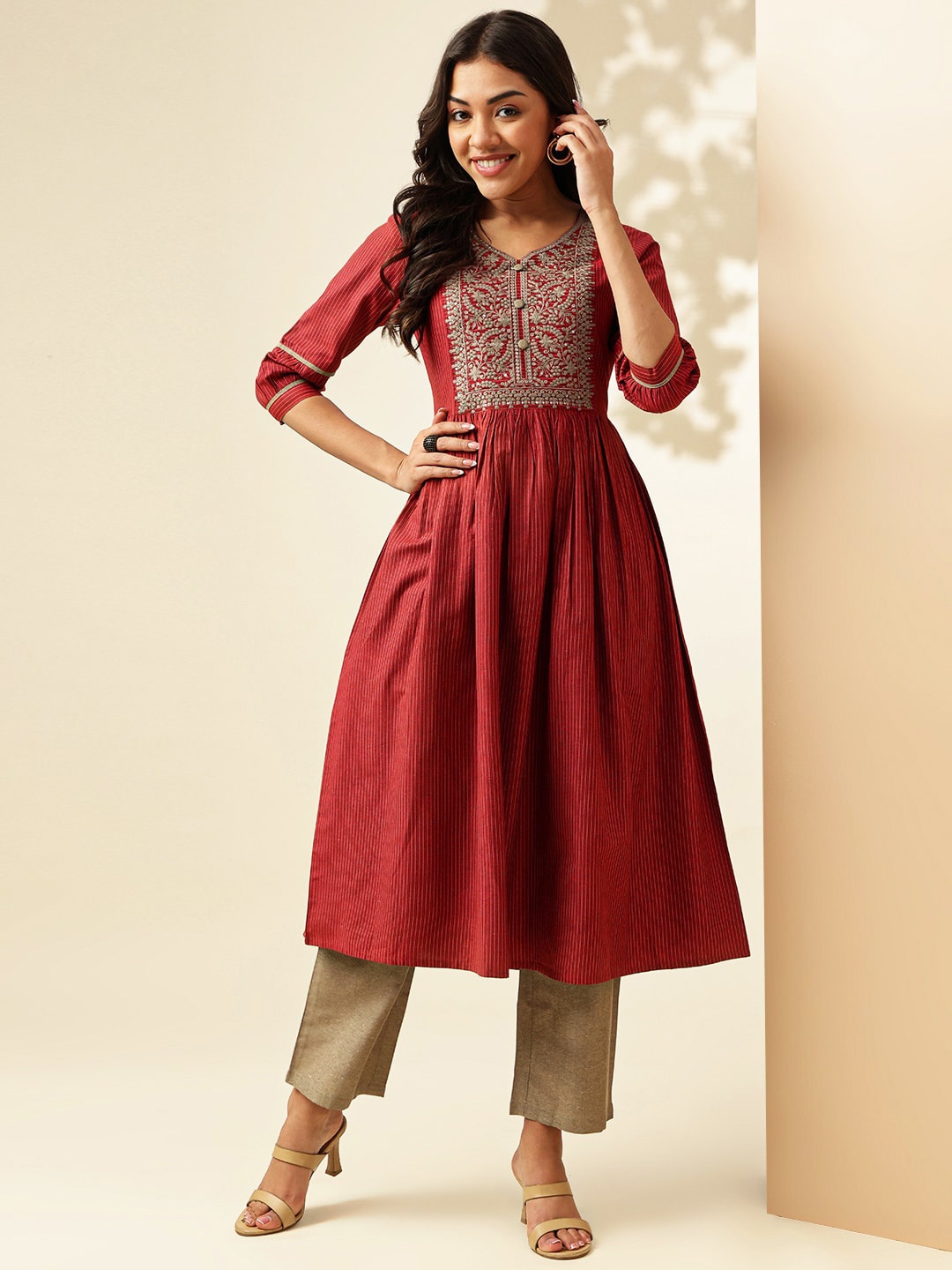 

Anouk Embroidered Round Neck Pleated Thread Work Pure Cotton Kurta with Trousers, Maroon