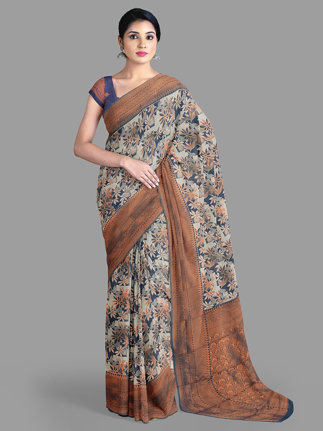 

The Chennai Silks Floral Zari Art Silk Saree, Beige