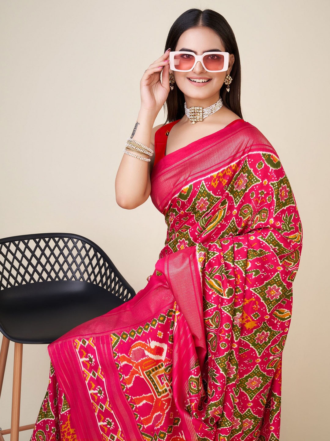 

RAJ DHARMA SILK Floral Zari Mysore Silk Saree, Pink