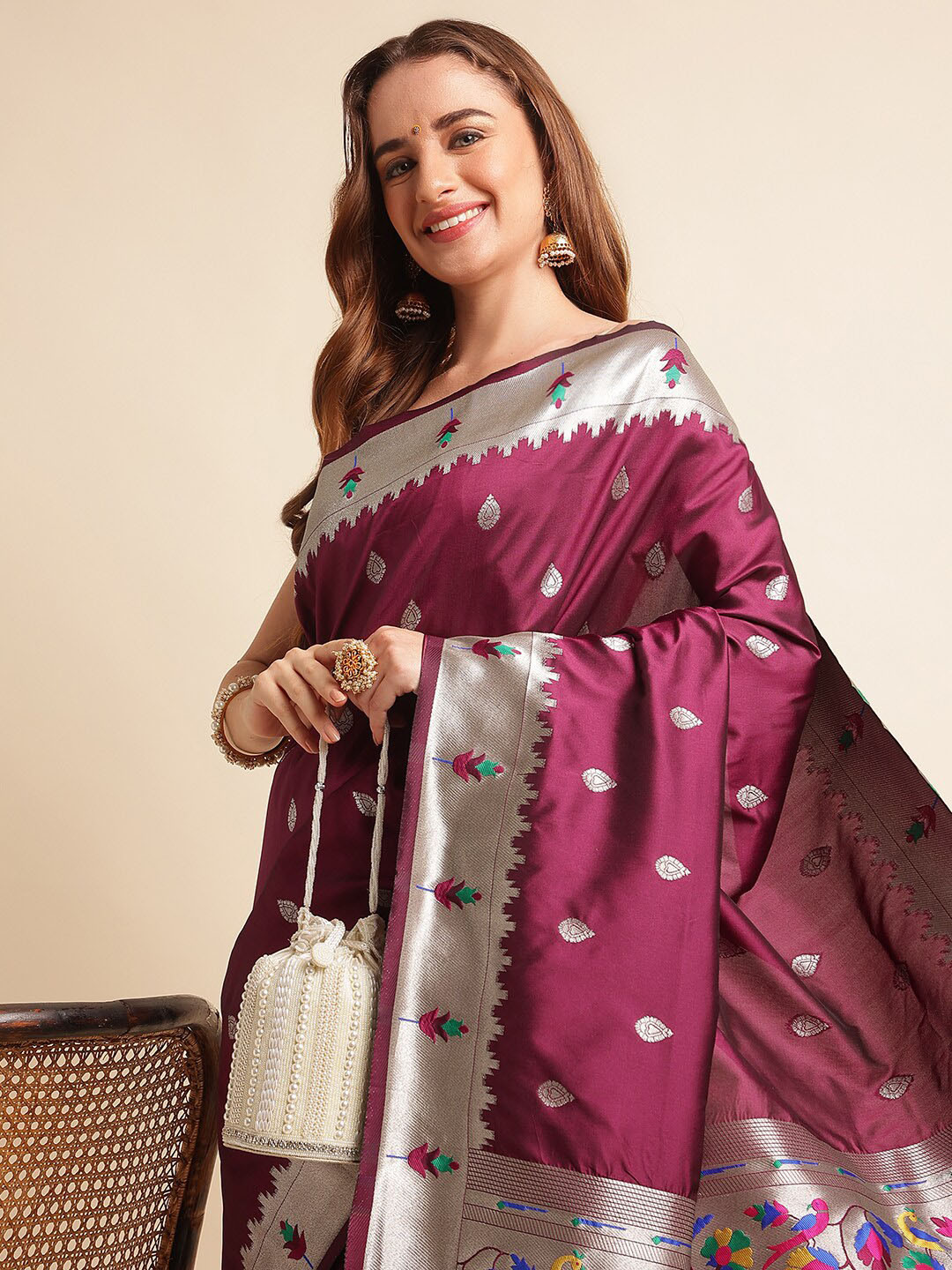 

RAJ DHARMA SILK Ethnic Motifs Zari Art Silk Paithani Saree, Purple