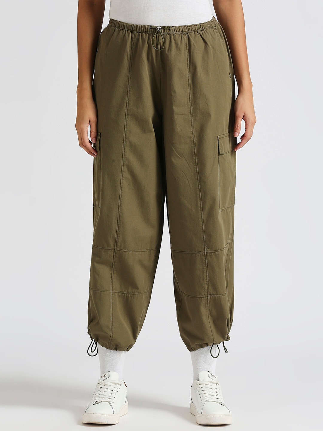 

Pepe Jeans Women Relaxed Parachute Trousers, Green