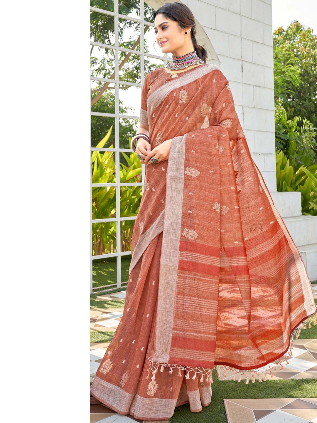 

VIRICA Woven Design Zari Art Silk Sambalpuri Saree, Rust