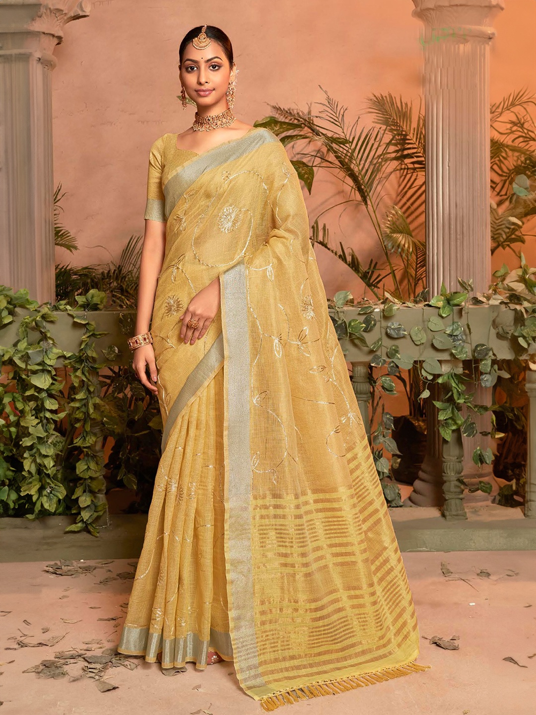 

VIRICA Floral Woven Design Zari Silk Cotton Mysore Silk Saree, Yellow