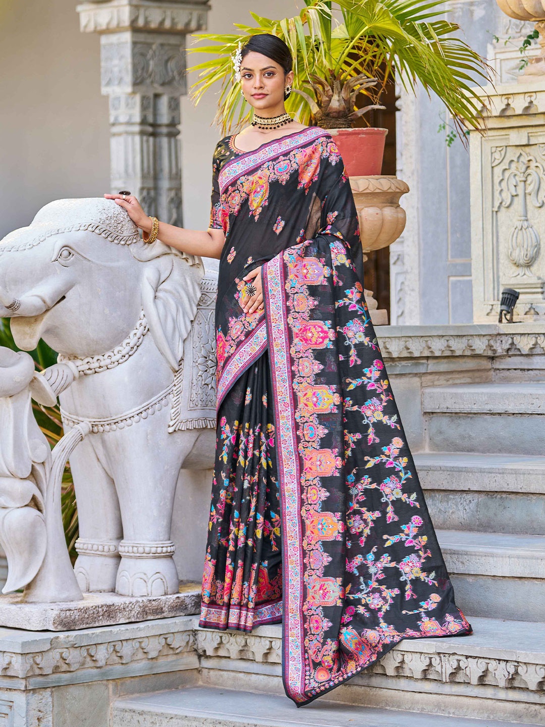 

KALINI Ethnic Motifs Woven Design Zari Saree, Black