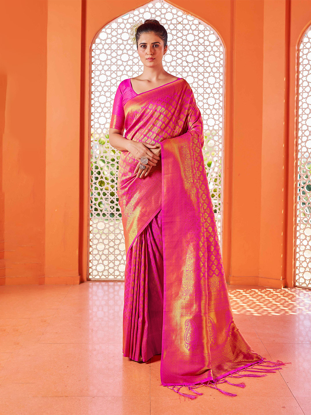 

KALINI Ethnic Motifs Woven Design Zari Saree, Pink