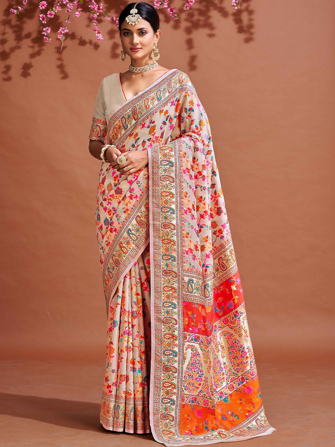 

KALINI Ethnic Motifs Woven Design Zari Saree, White