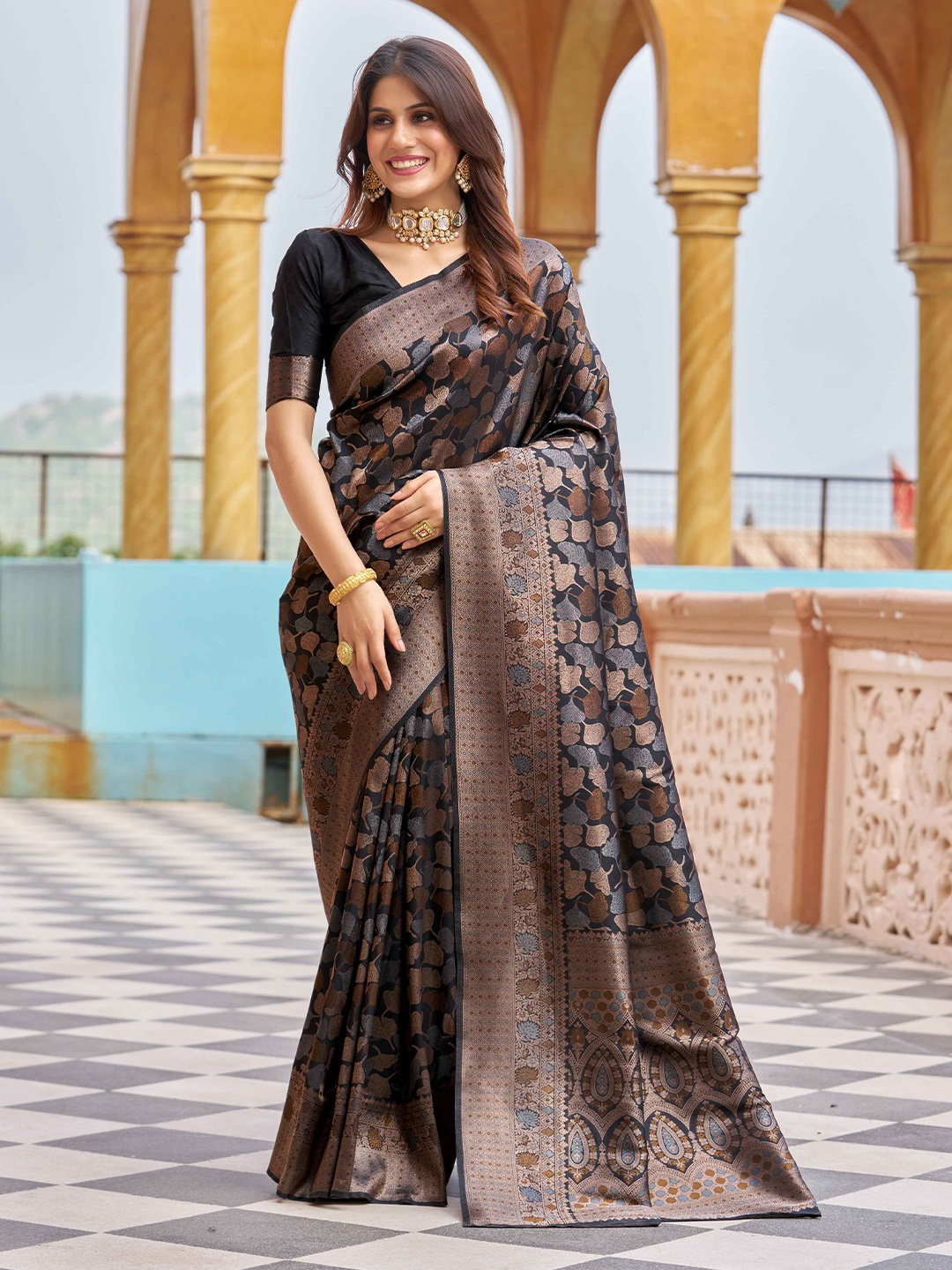 

KALINI Ethnic Motifs Kanjeevaram Saree, Black