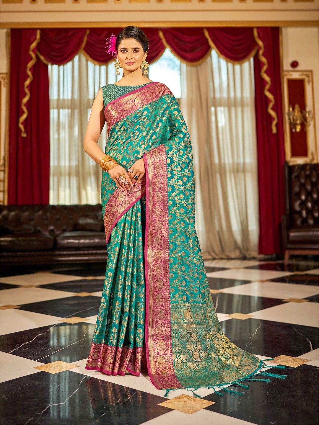 

KALINI Ethnic Motifs Woven Design Saree, Green