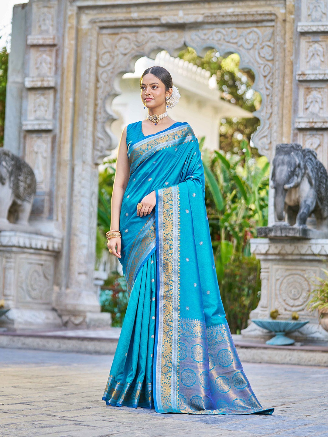 

KALINI Woven Design Ethnic Motifs Zari Saree, Blue