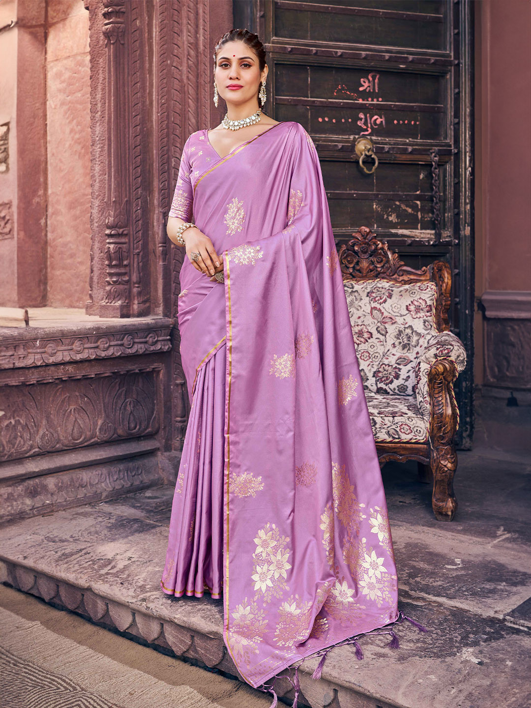 

KALINI Ethnic Woven Design Zari Saree, Purple