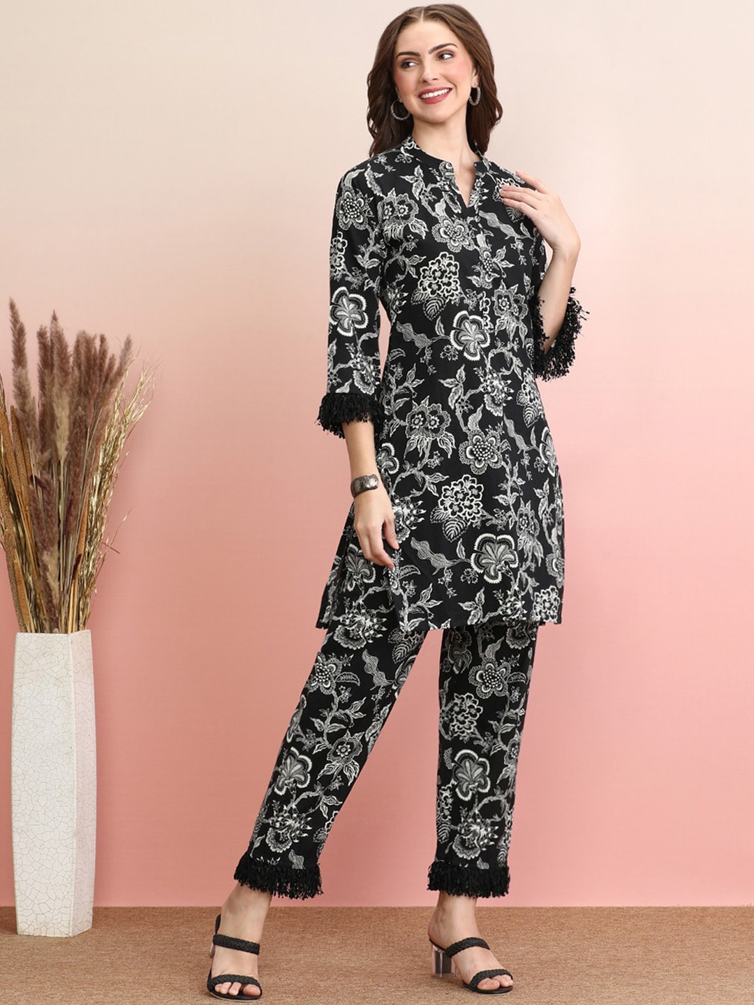 

Indo Era Black Floral Printed Pure Cotton Tunic With Trouser