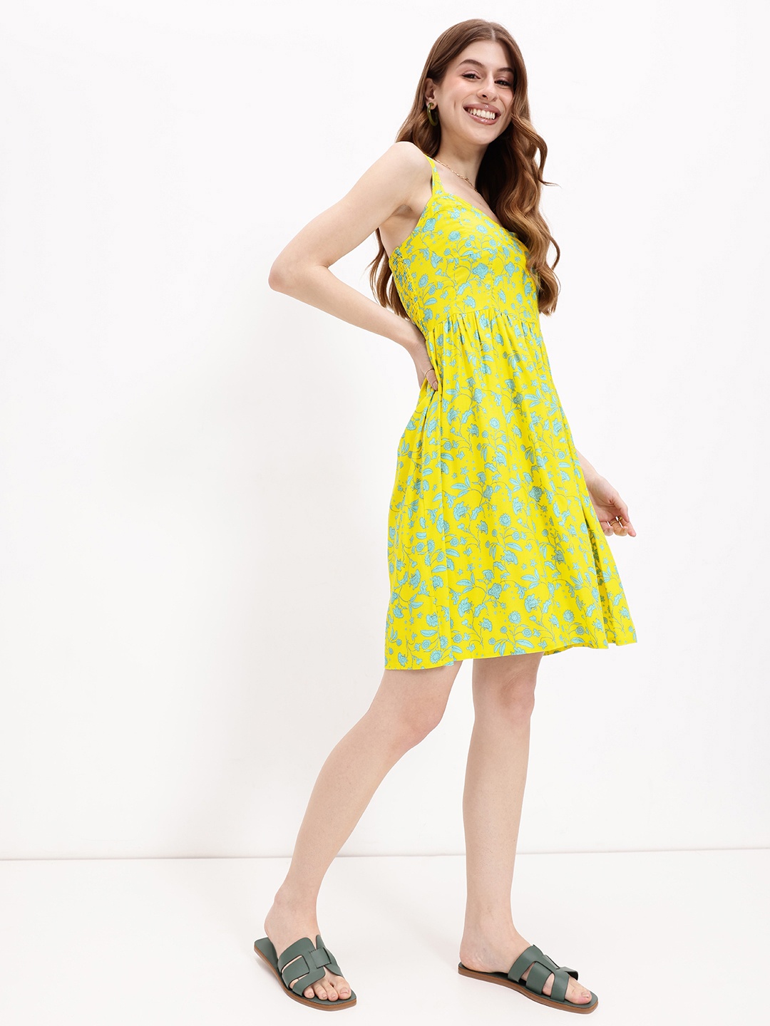 

DressBerry Garden Crawlies Casual Chic Dress, Yellow
