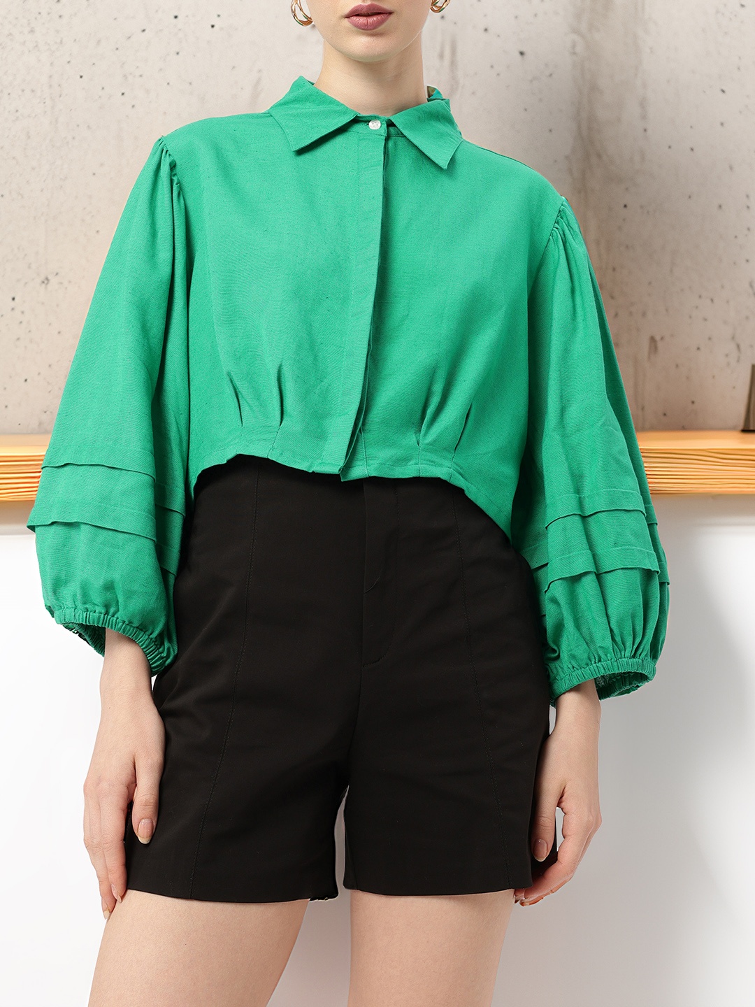 

Holiday Passion Play Chic In Puff Sleeves Shirt, Green