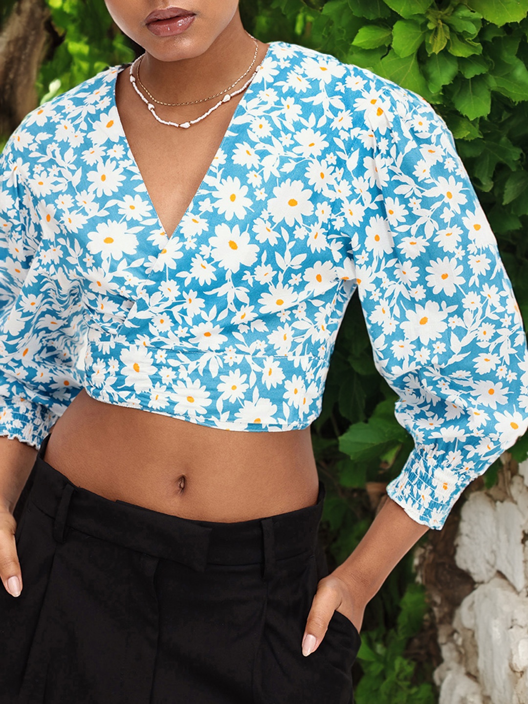 

Dressberry Daisy Daze Plunge Neck Wrap Crop Top, Blue
