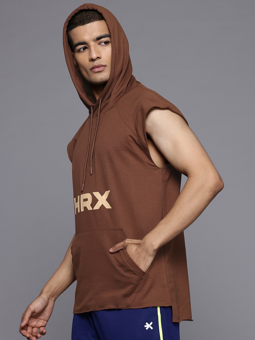 

HRX by Hrithik Roshan Brand Logo Print Hooded Training Sweatshirt, Brown