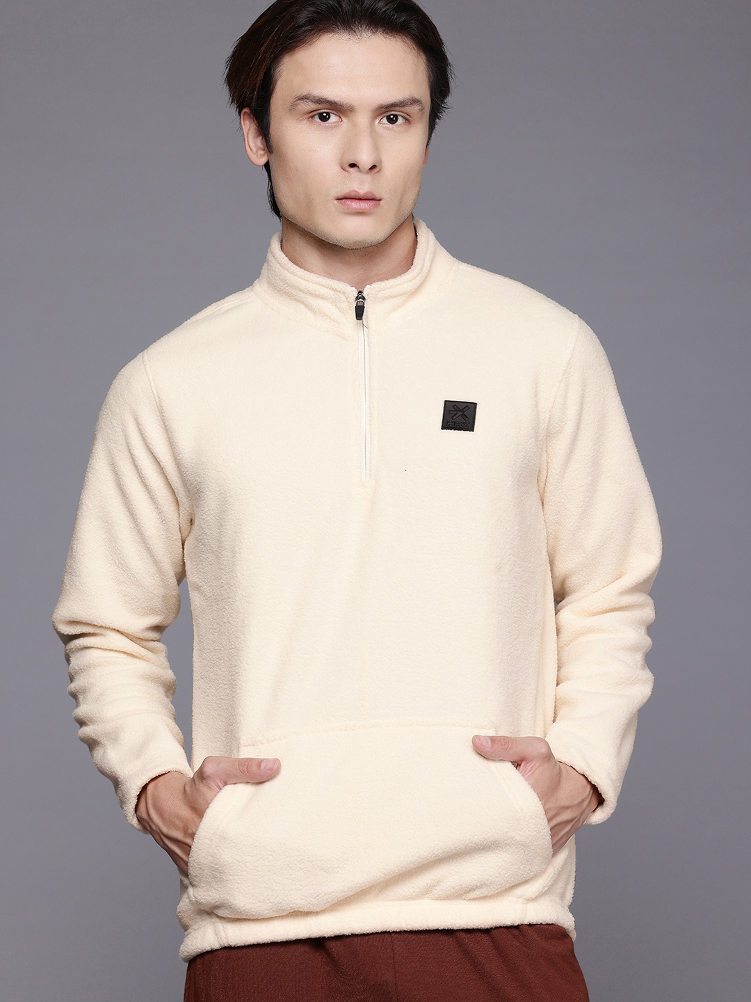

HRX by Hrithik Roshan Fleece Lifestyle Sweatshirt, Cream
