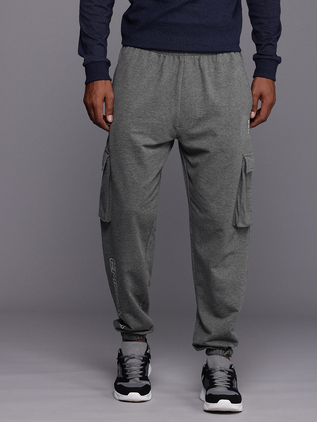 

HRX by Hrithik Roshan Typography Printed Anti Odour Cargo Joggers, Charcoal