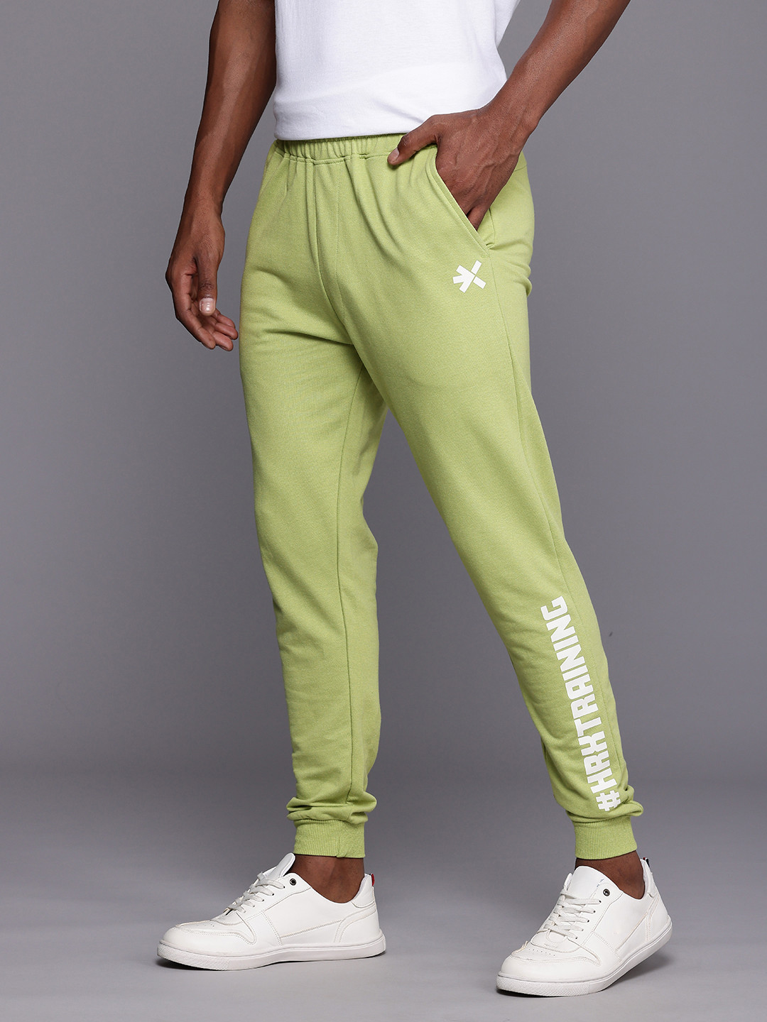 

HRX by Hrithik Roshan Typography Printed Slim Fit Anti Odour Joggers, Green