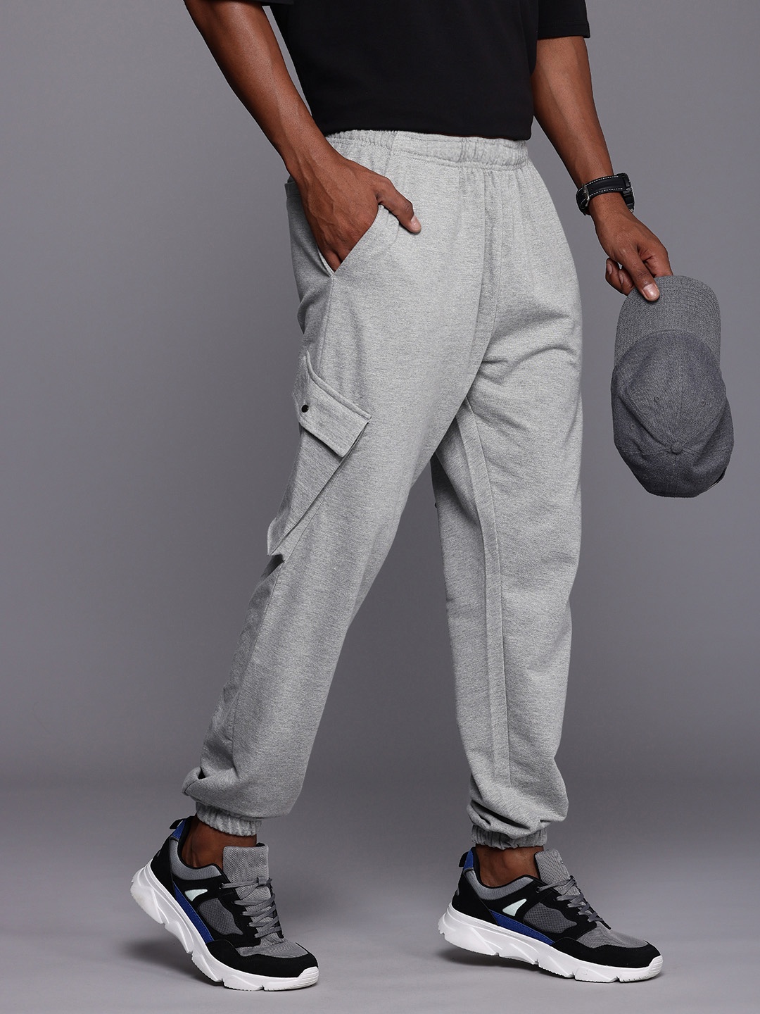 

HRX by Hrithik Roshan Anti Odour Cargo Joggers, Grey melange