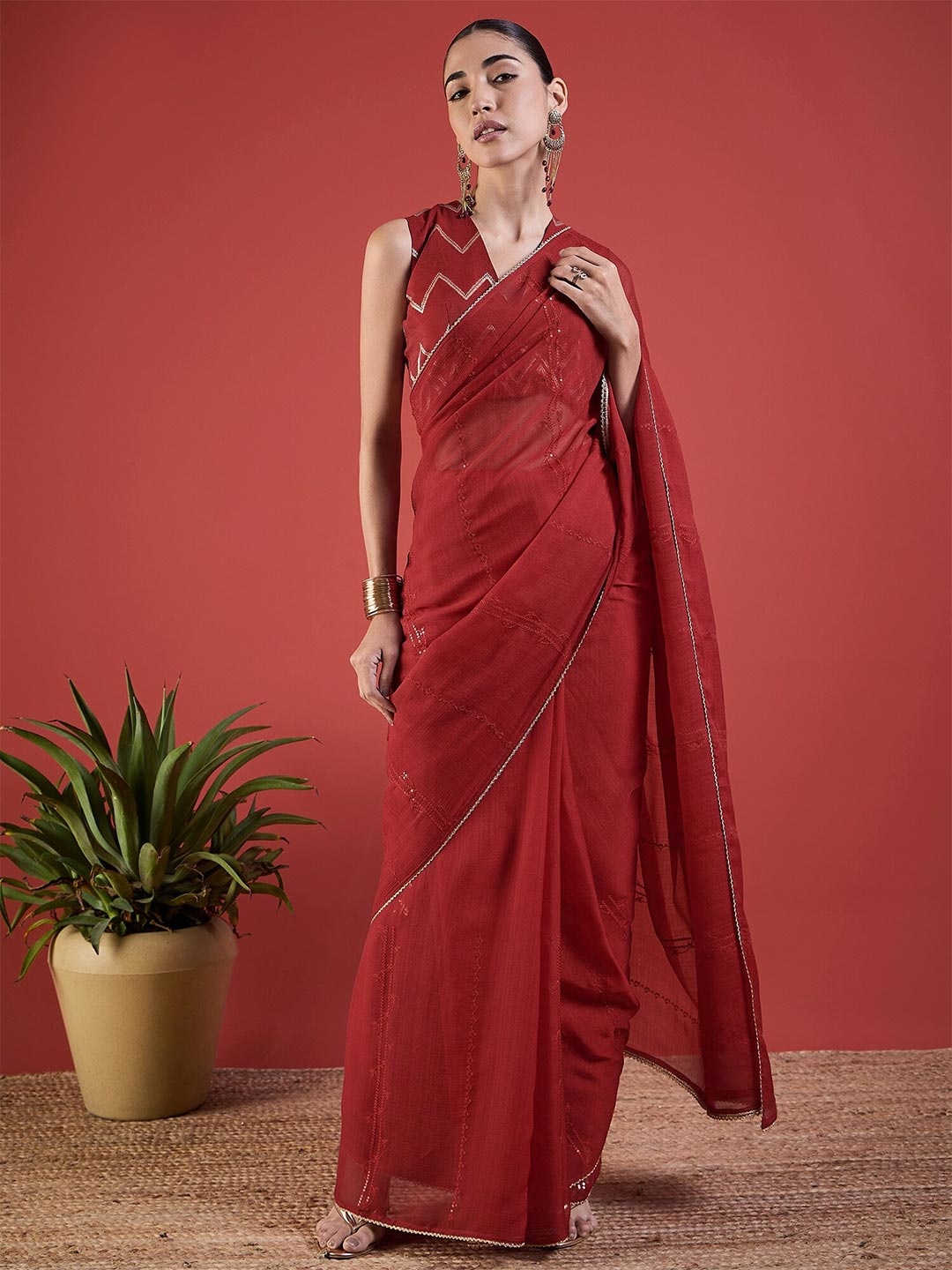 

Anouk Red Embellished Sequinned Pure Chiffon Saree