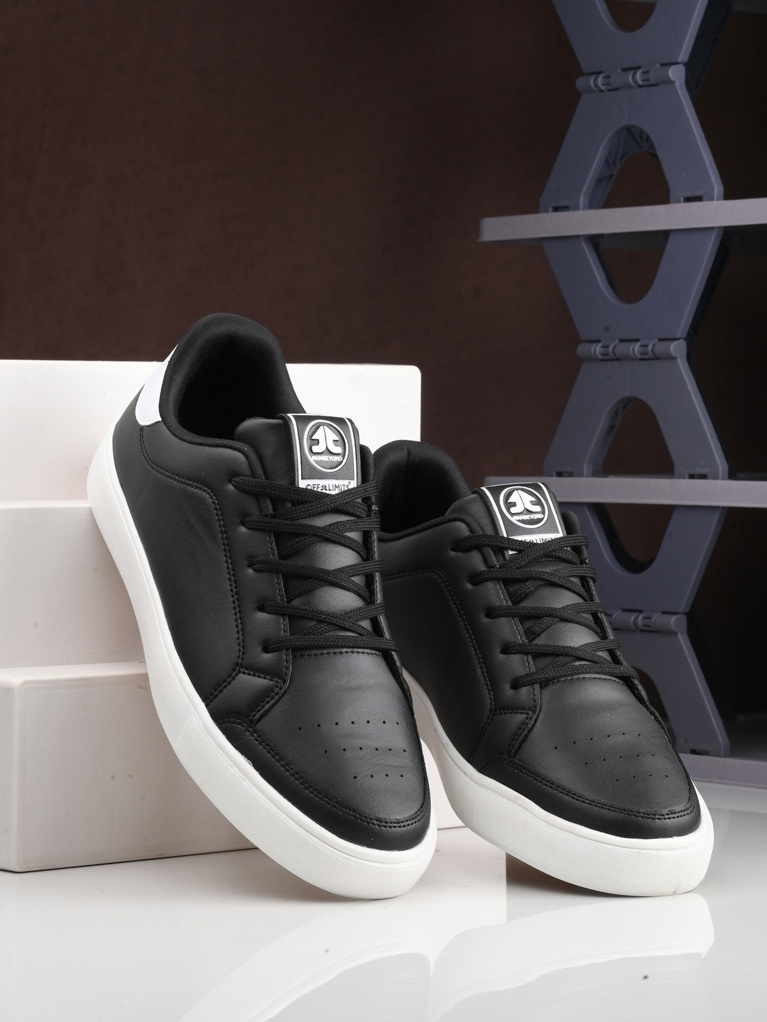 

OFF LIMITS Men Comfort Insole Contrast Sole Lace-Up Sneakers, Black