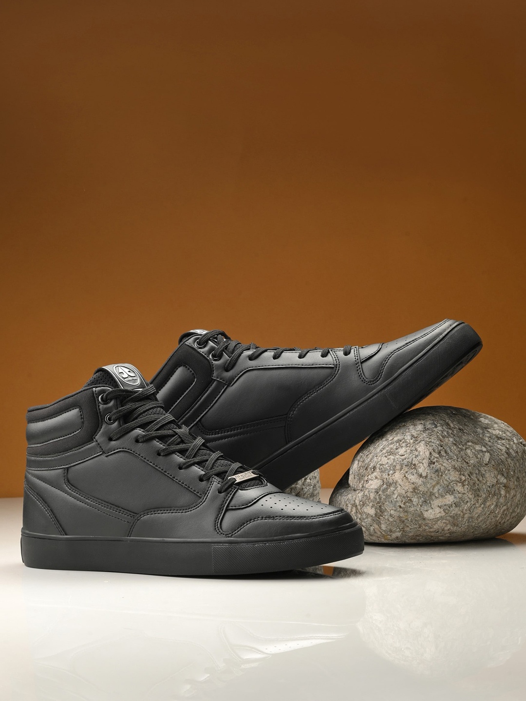 

OFF LIMITS Men Comfort Insole Contrast Sole High Top Lace-Up Sneakers, Black