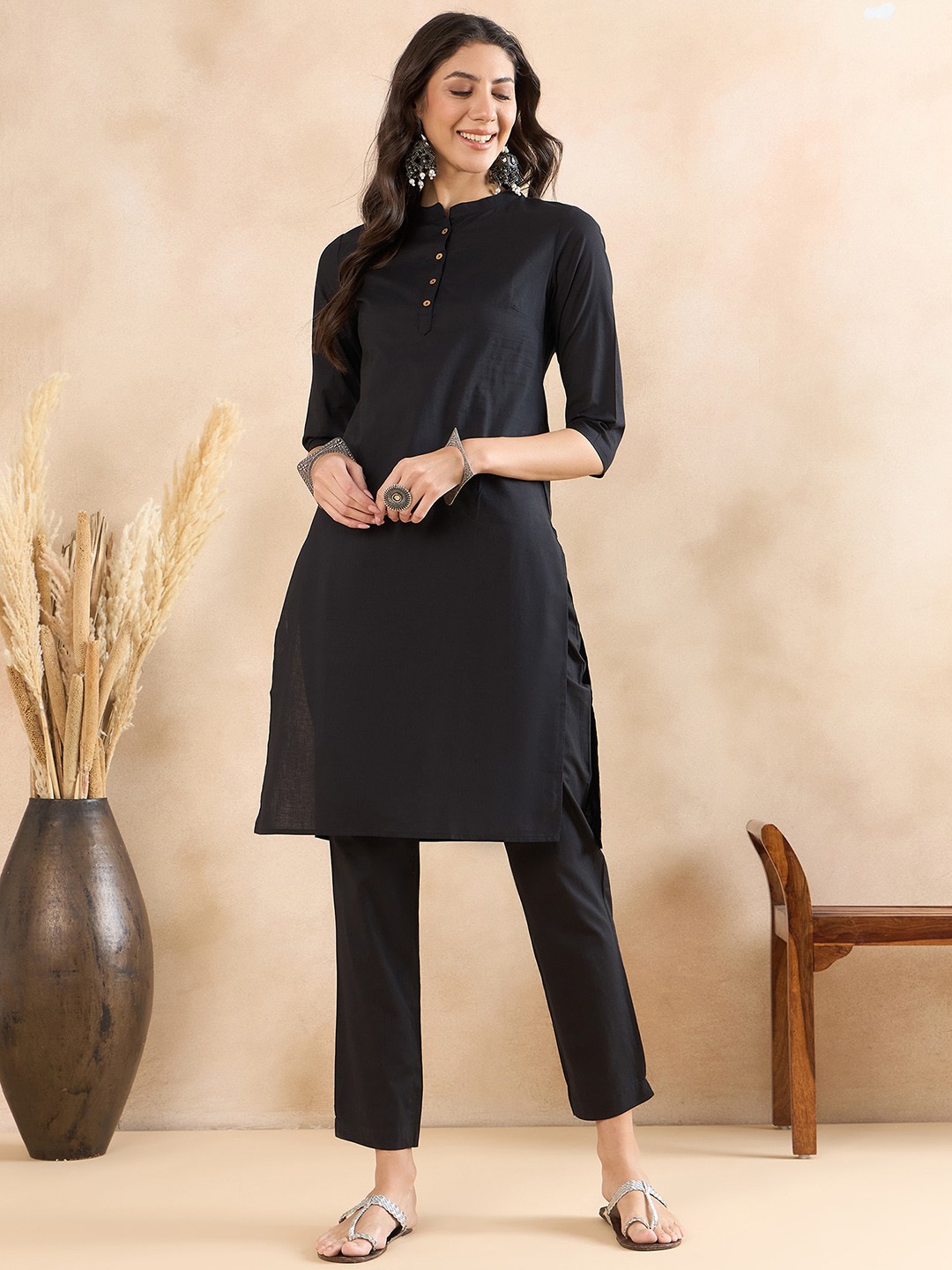 

Anouk Black Mandarin Collar Calf Length Straight Kurta With Trouser