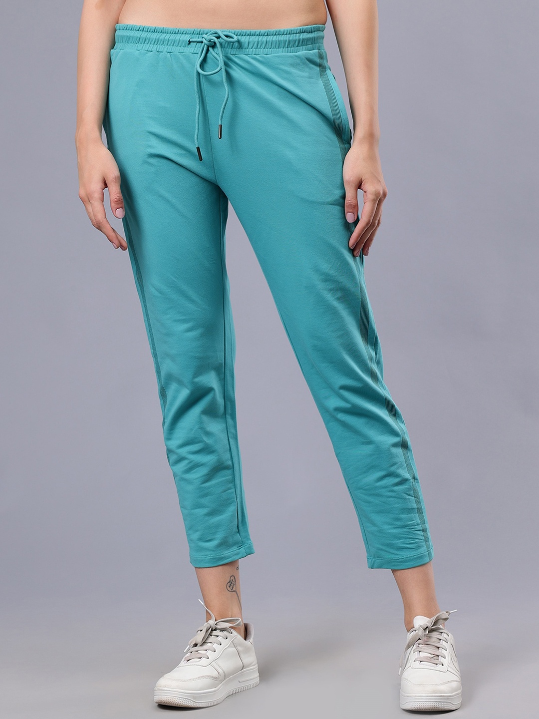 

Albion By CnM Women Mid-Rise Track Pants, Turquoise blue