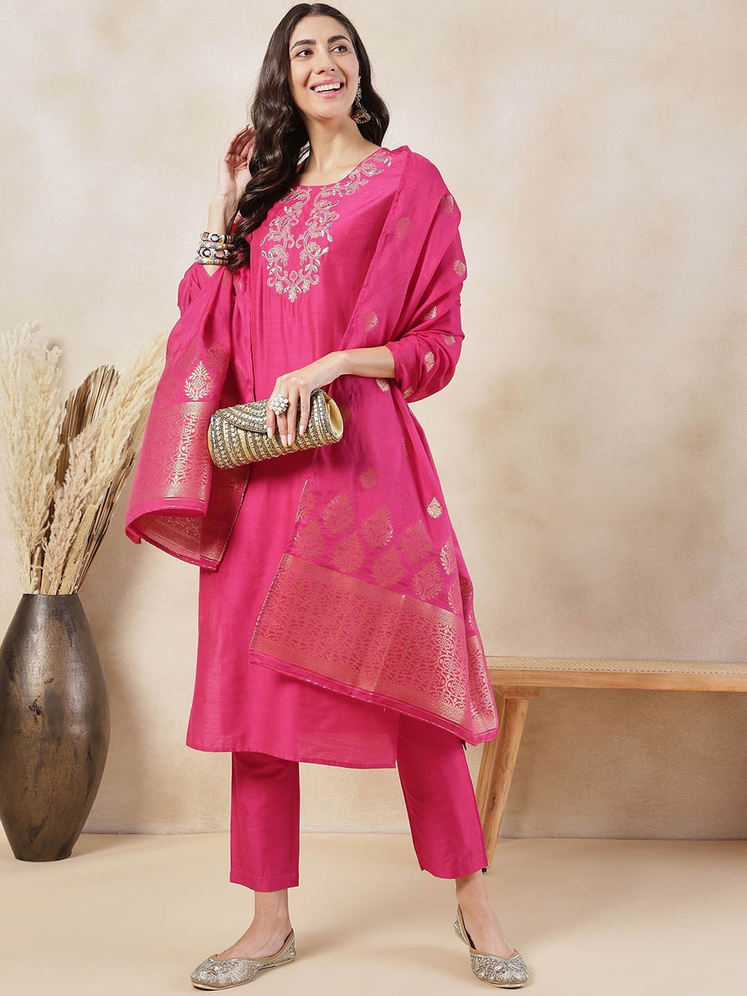 

Anouk Ethnic Motifs Yoke Design Regular Thread Work Kurta with Trouser & Dupatta, Pink
