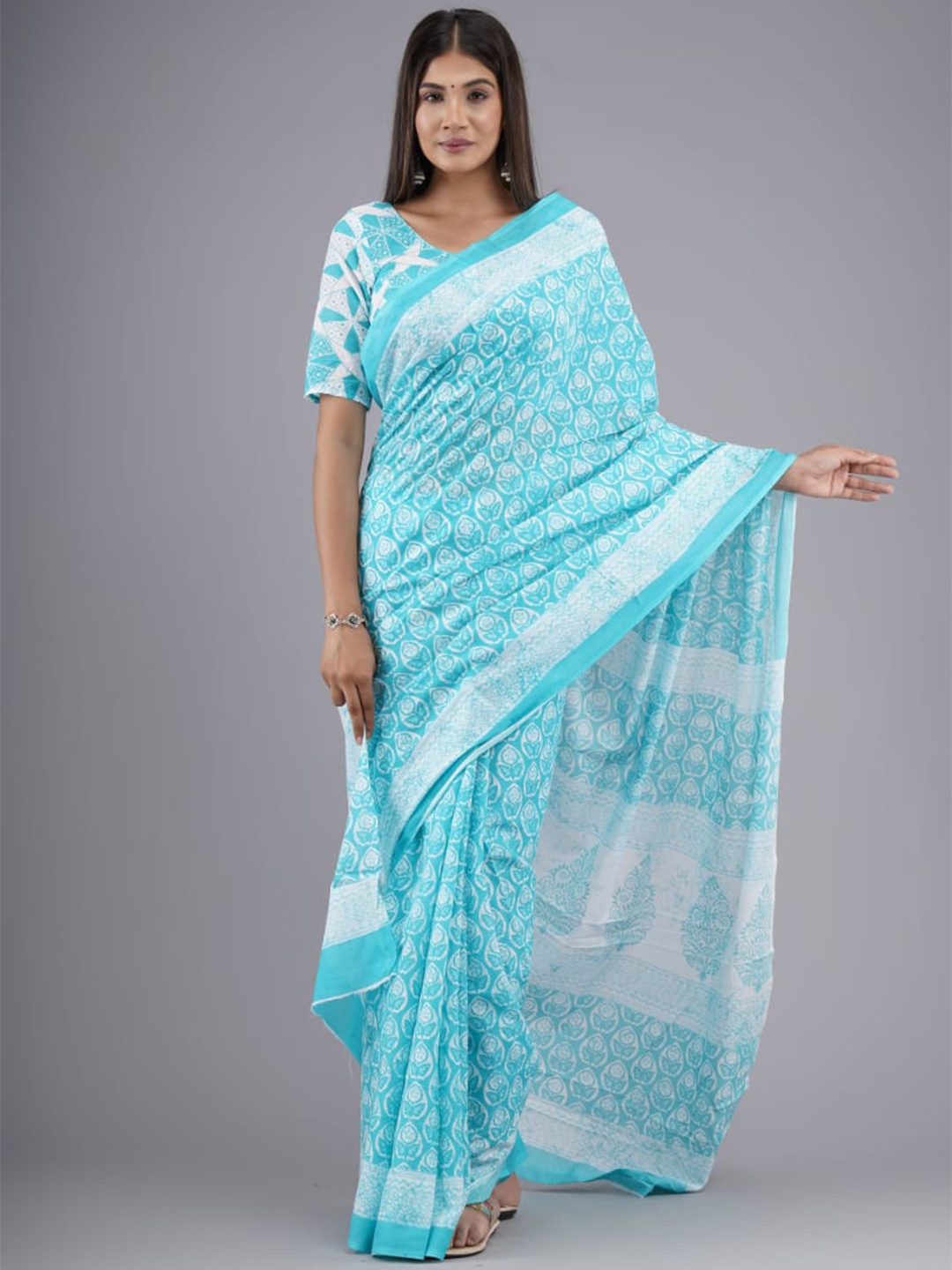 

clothonus Ethnic Motifs Printed Ikat Pure Cotton Block Print Saree, Blue