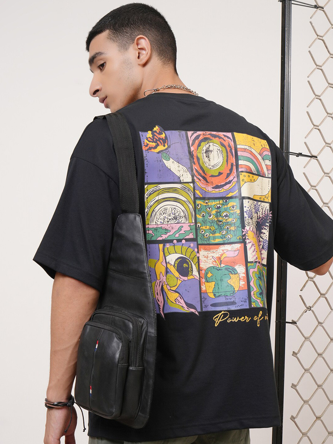 

HIGHLANDER Graphic Printed Drop-Shoulder Sleeves Oversized T Shirt, Black