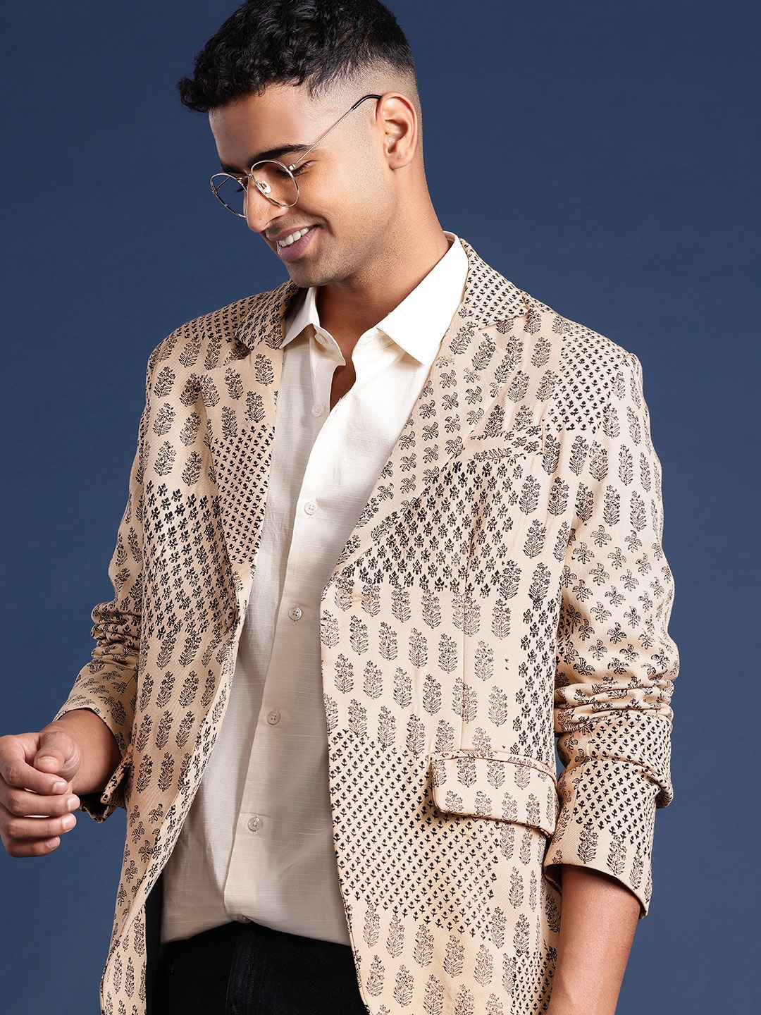 

Taavi Ethnic Motifs Printed Notched Lapel Collar Bagru Blazer, Beige