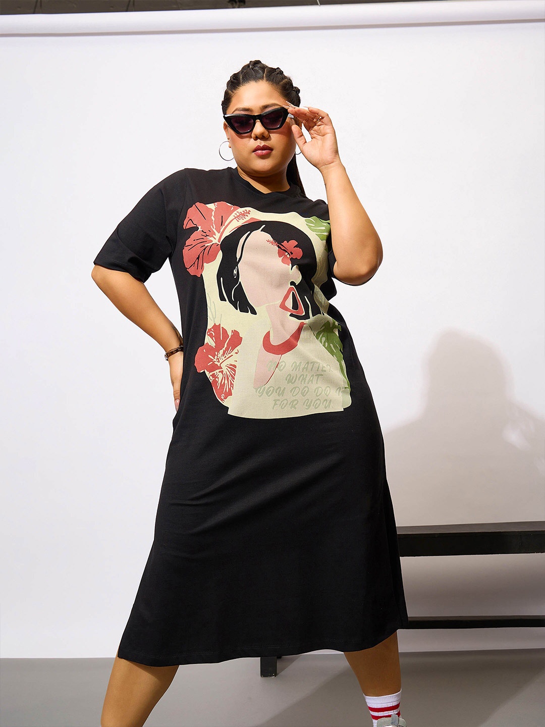 

SASSAFRAS Curve Plus Size Graphic Printed Cotton T Shirt Dress, Black