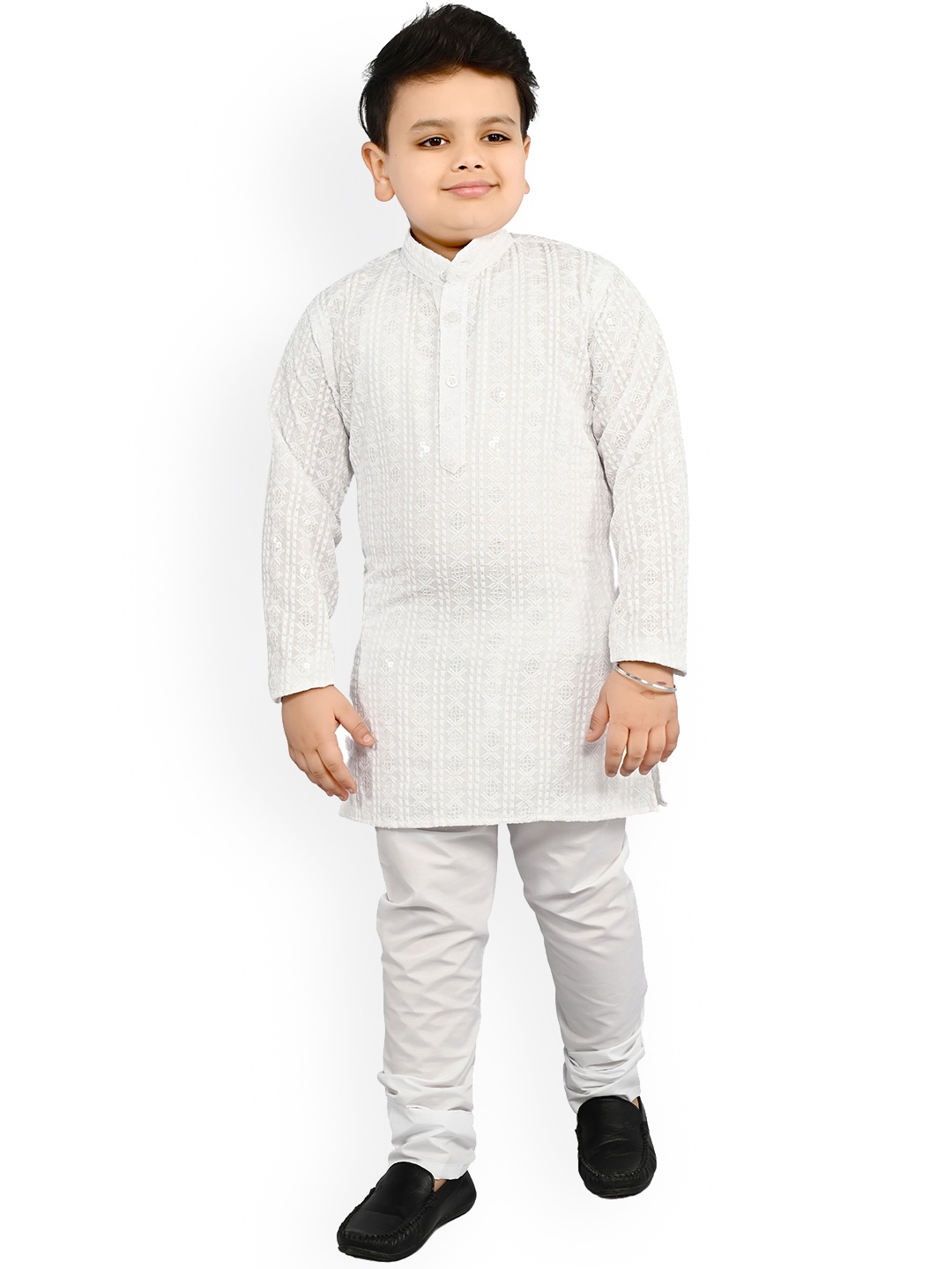 

BAESD Boys Ethnic Motifs Embroidered Regular Sequinned Kurta with Churidar, White