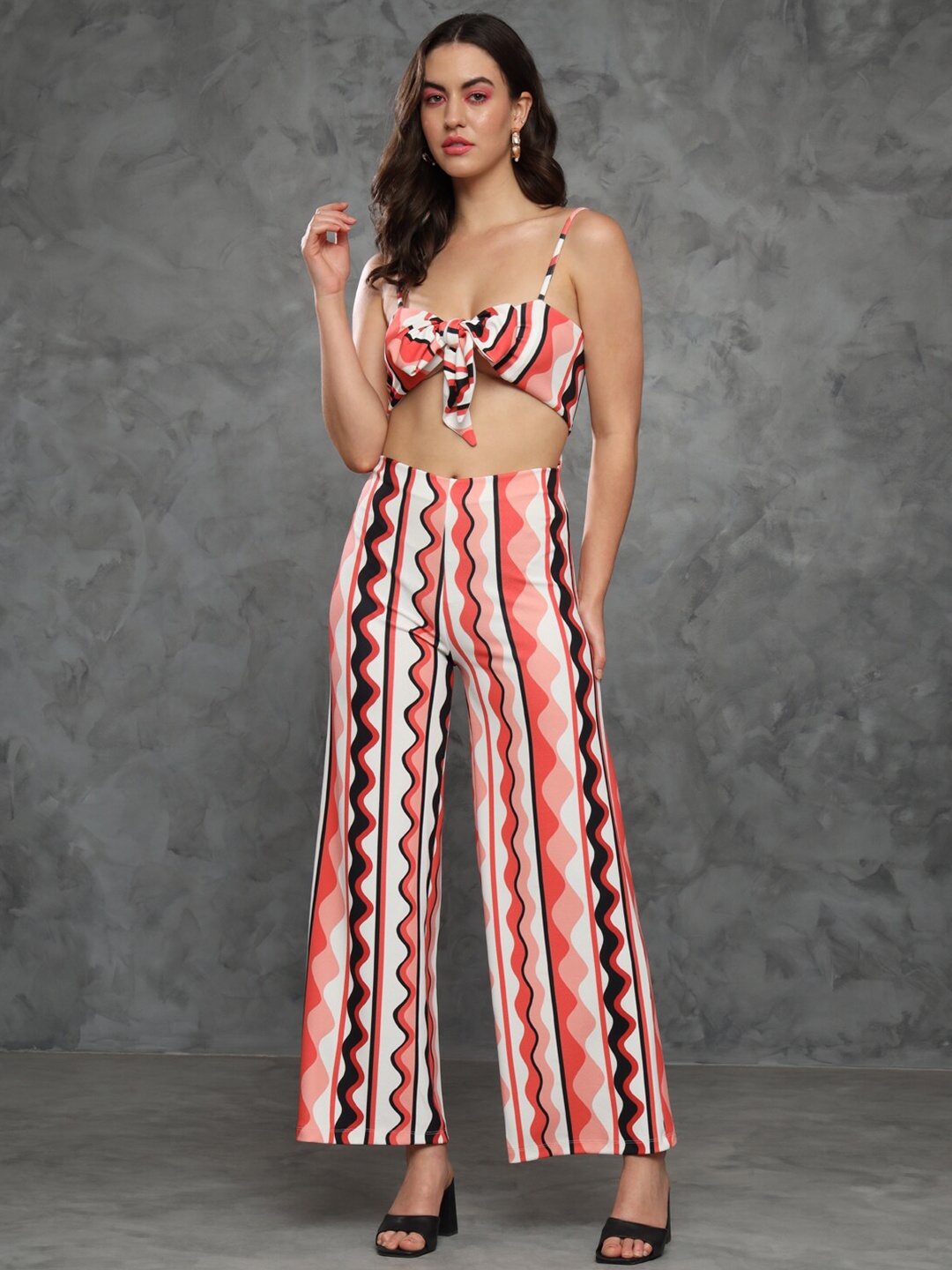 

TANDUL Geometric Printed Shoulder Straps Cut Out Basic Jumpsuit, Orange