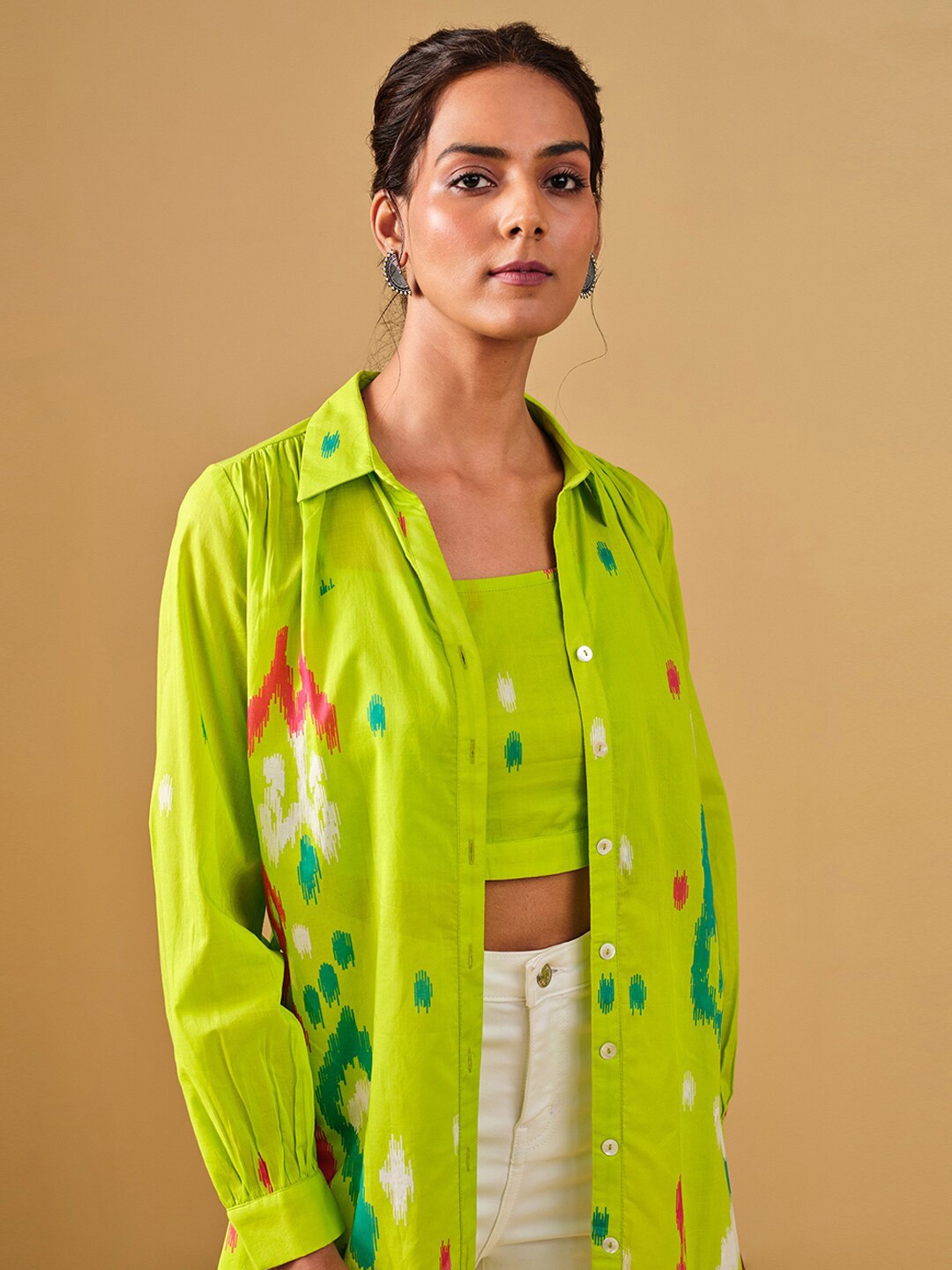 

Global Desi Abstract Printed Pure Cotton Crop Top With Jacket, Green