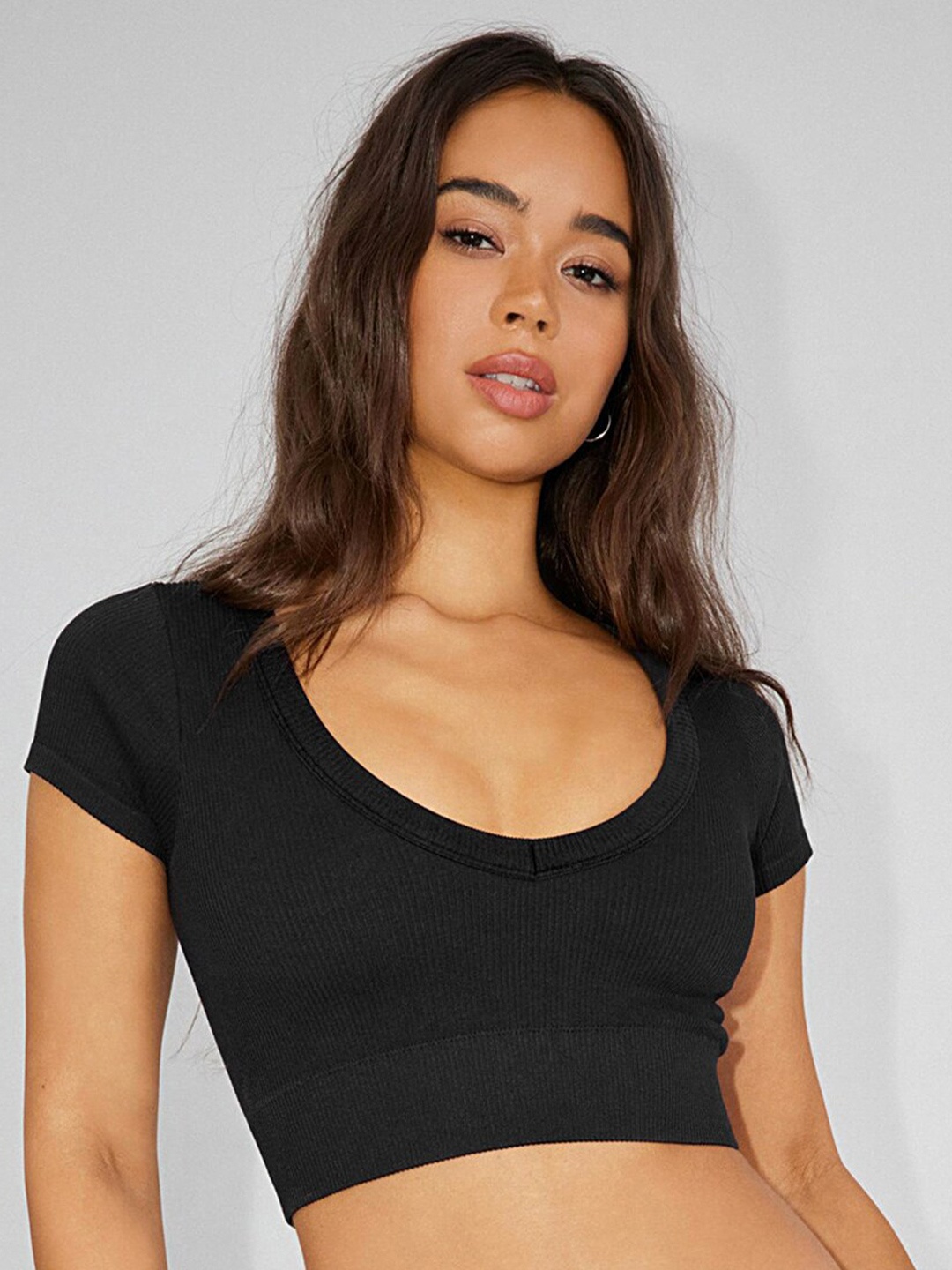 

LULU & SKY Ribbed Scoop Neck Fitted Crop Top, Black