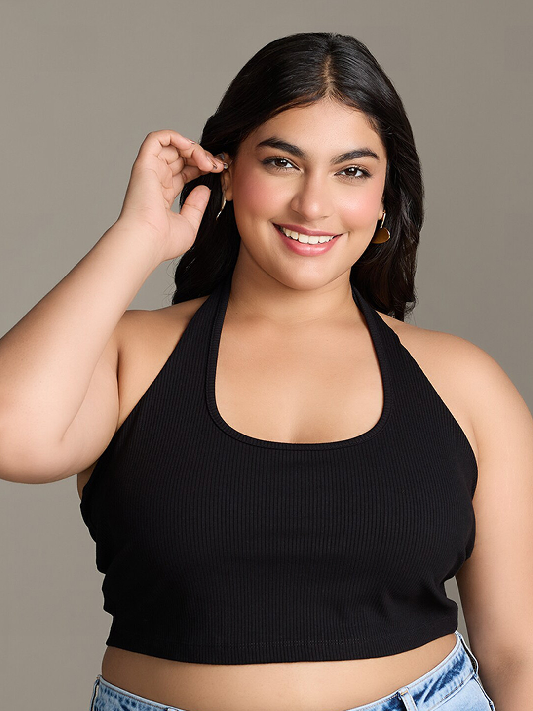 

20Dresses Plus Size Black Halter Neck Fitted Crop Top