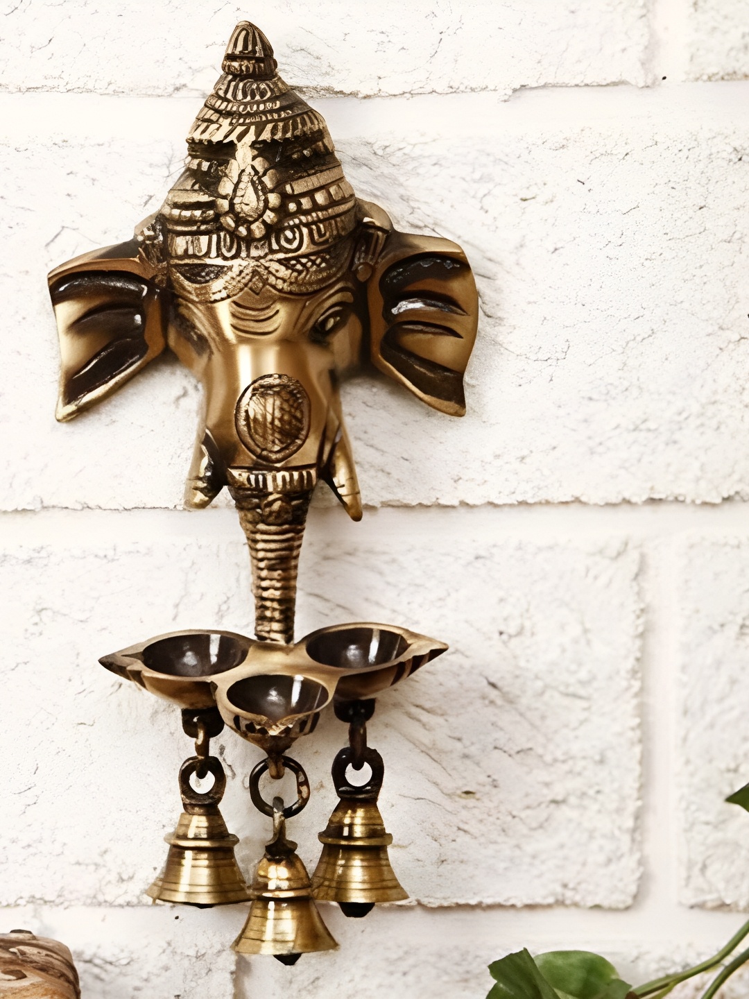 

Craft Junction Gold Toned Brass Hanging Ganesha Showpieces