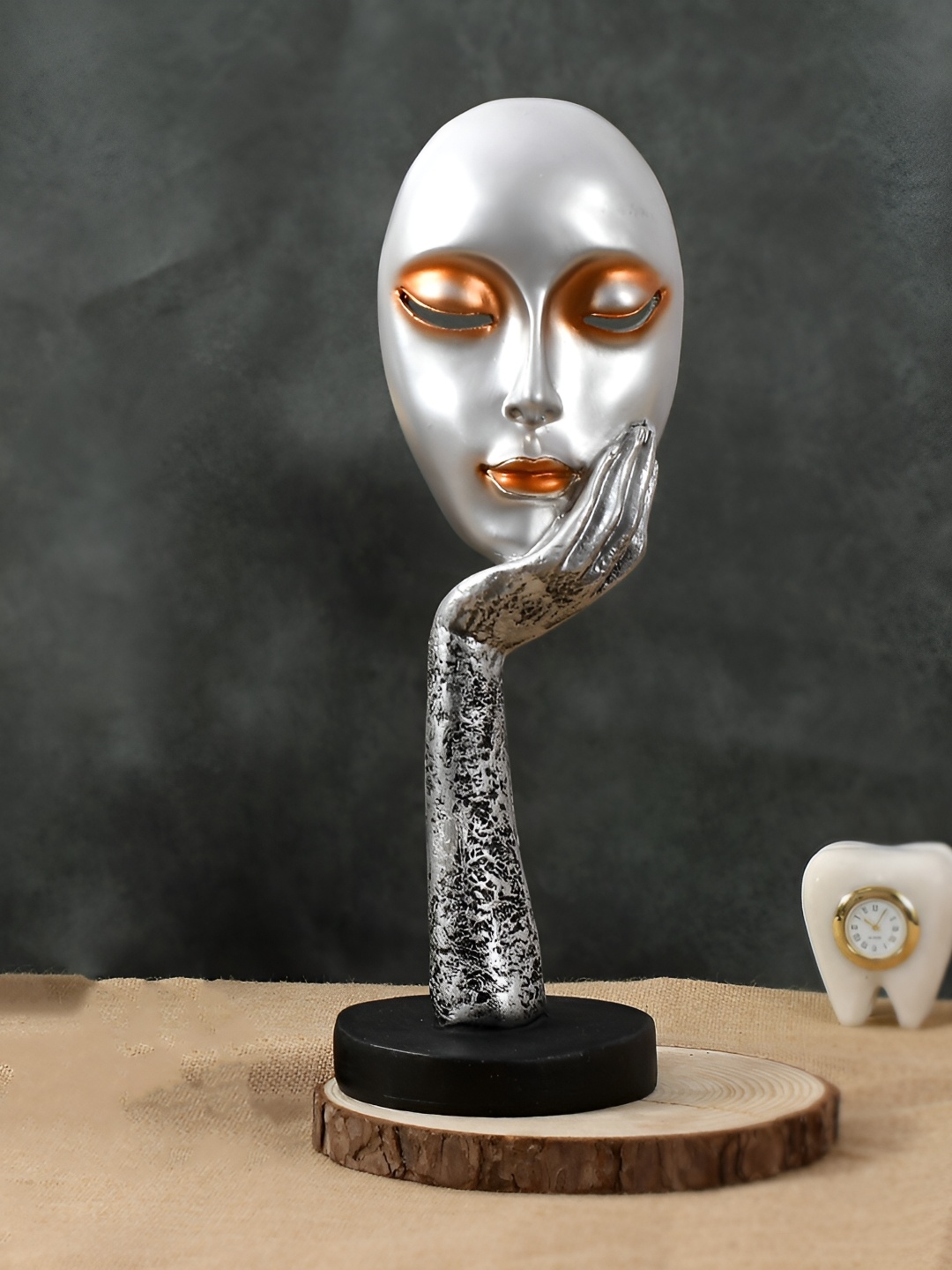 

Craft Junction Silver-Toned Polyresin Figurine Showpiece
