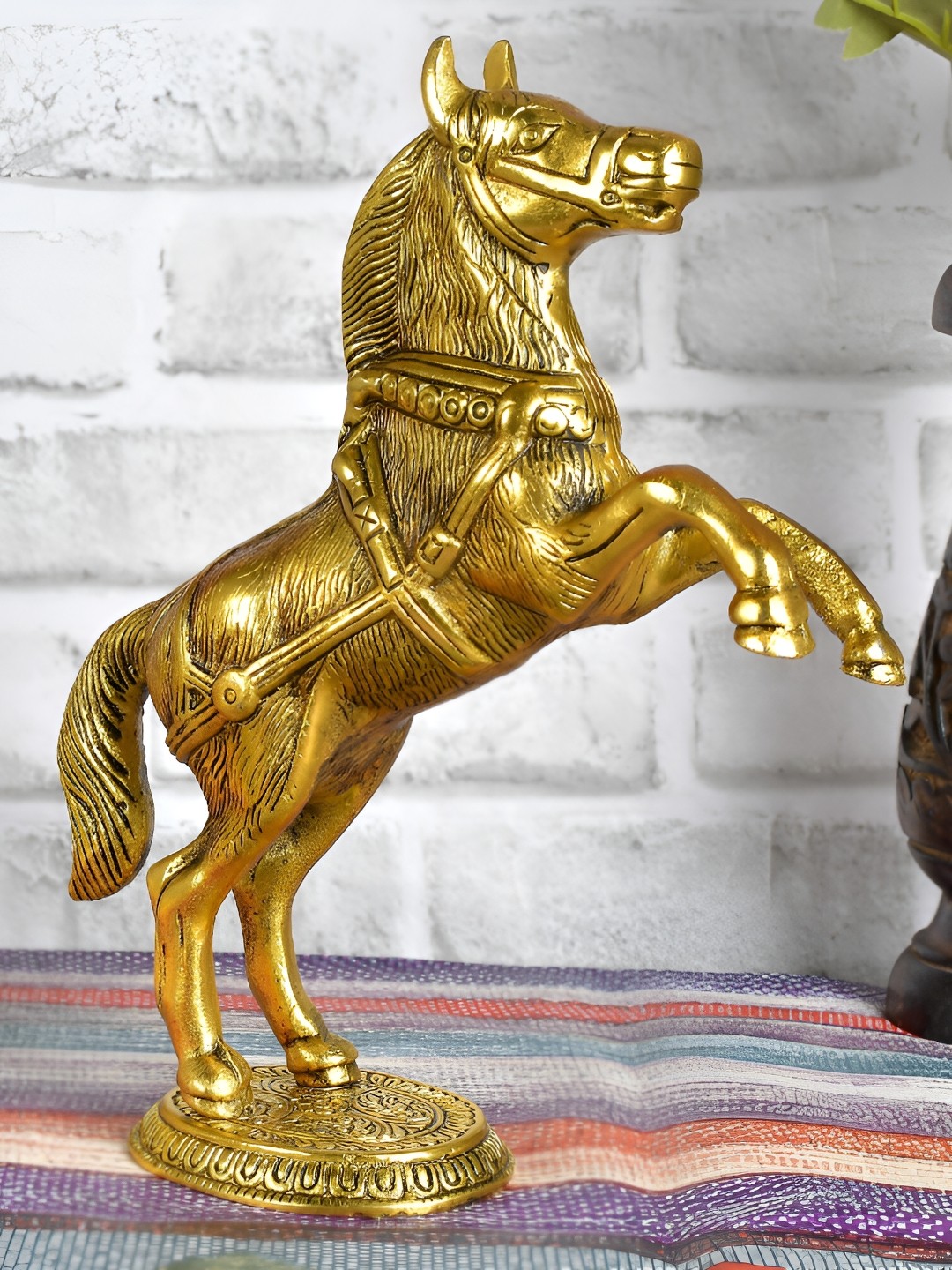 

Craft Junction Gold Toned Animal Figurine Showpiece