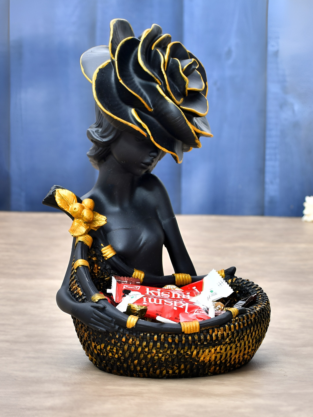 

Craft Junction Black Polyresin Figurine Showpiece