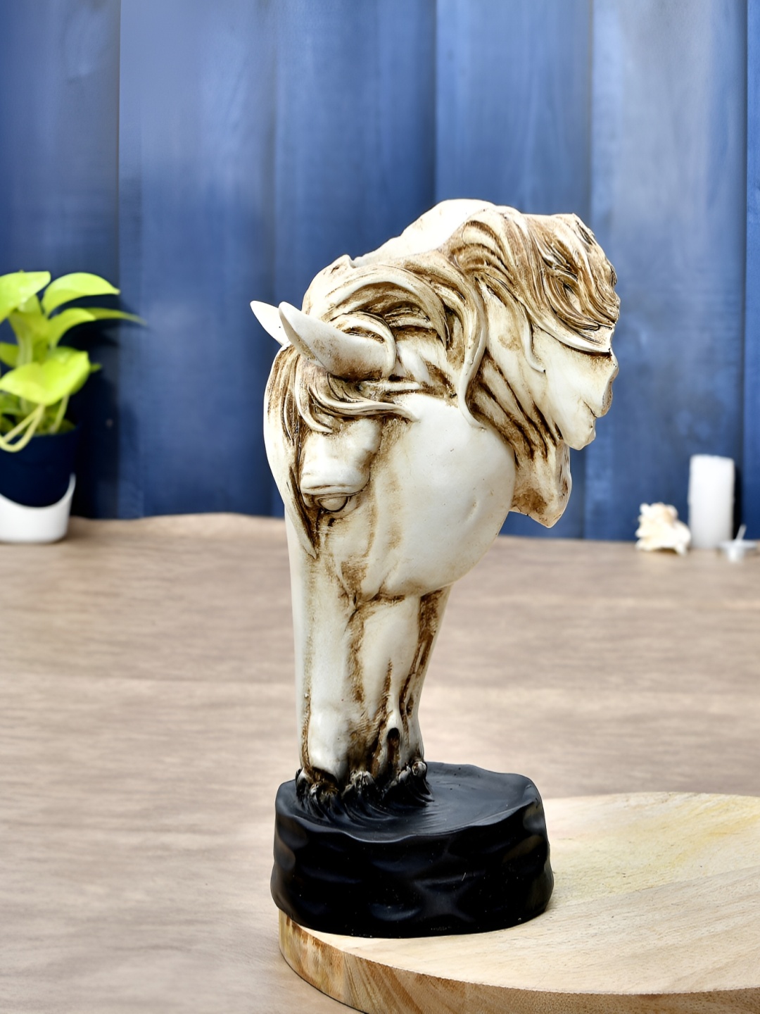 

Craft Junction White Horse Figurine Showpiece