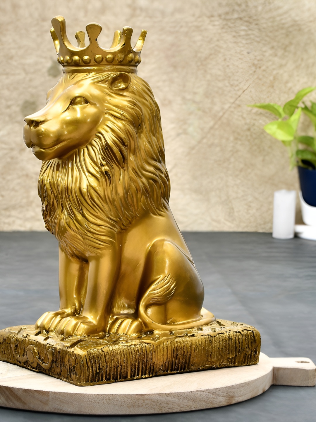 

Craft Junction Gold-Toned Polyresin Birds And Animals Small Idol Showpiece