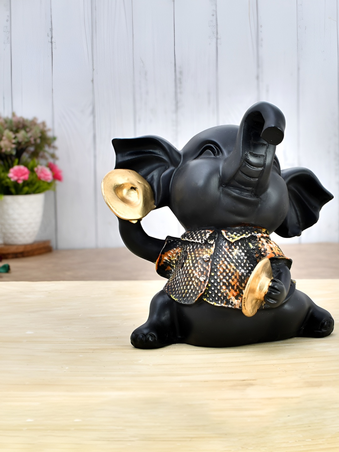 

Craft Junction Black Baby Elephant Showpiece