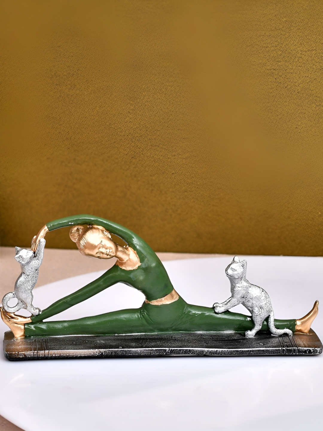 

Craft Junction Gold Toned & Green Brass Decorative Showpiece
