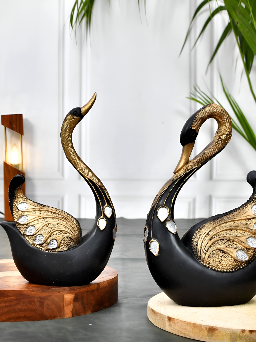 

Craft Junction Black Swan Pair Showpieces