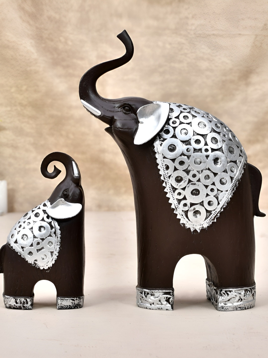 

Craft Junction Brown Two Elephants Showpieces, Black